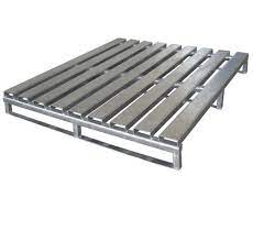 Hyphen SCS Metal Pallets.