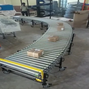 Hyphen SCS Powerised Roller Conveyor